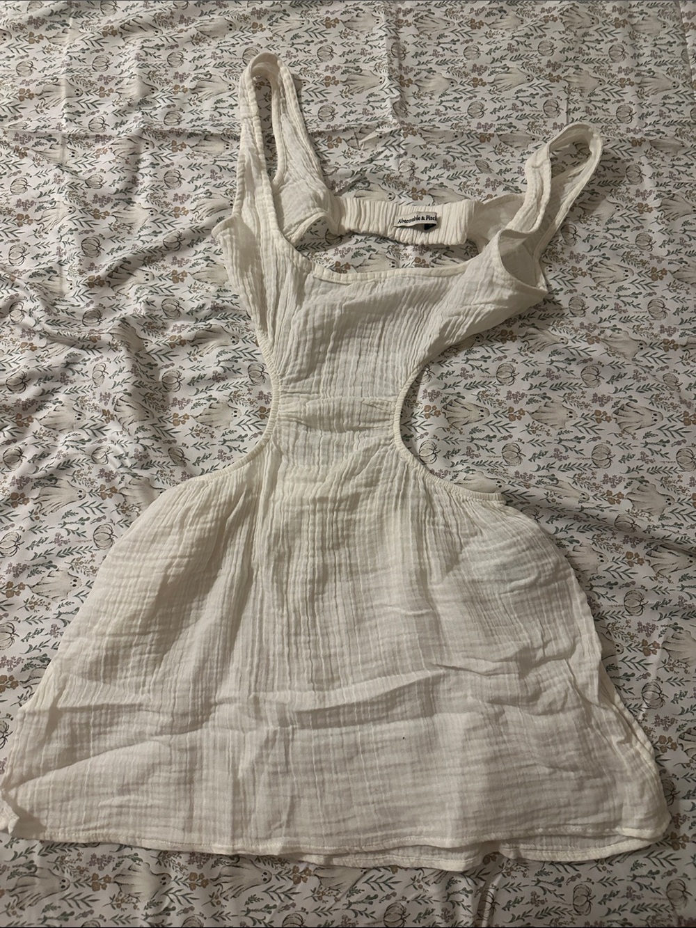 Abercrombie & Fitch Cream Backless Cutout Coverup